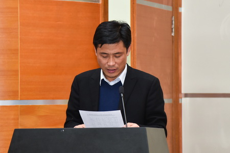 学生工作处处长徐国峰宣读《2017—2018学年度大北农励志奖助学金颁发名单》