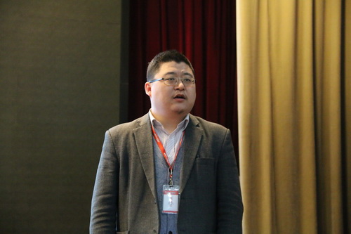 李树程作专题辅导
